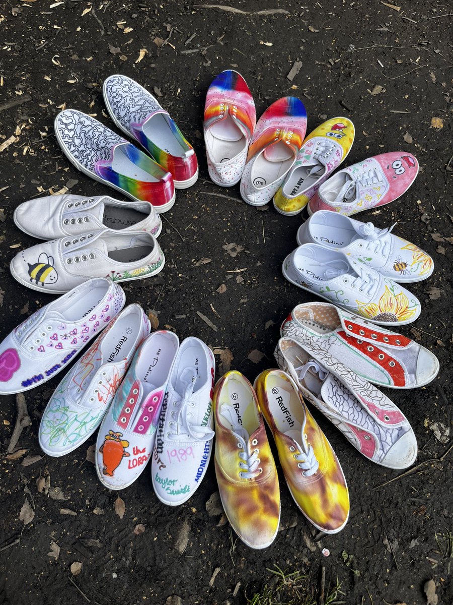 2ndMarple's tweet photo. Designer shoes? 
@Sharpie great activity on camp! https://t.co/mIUIZSNnTS