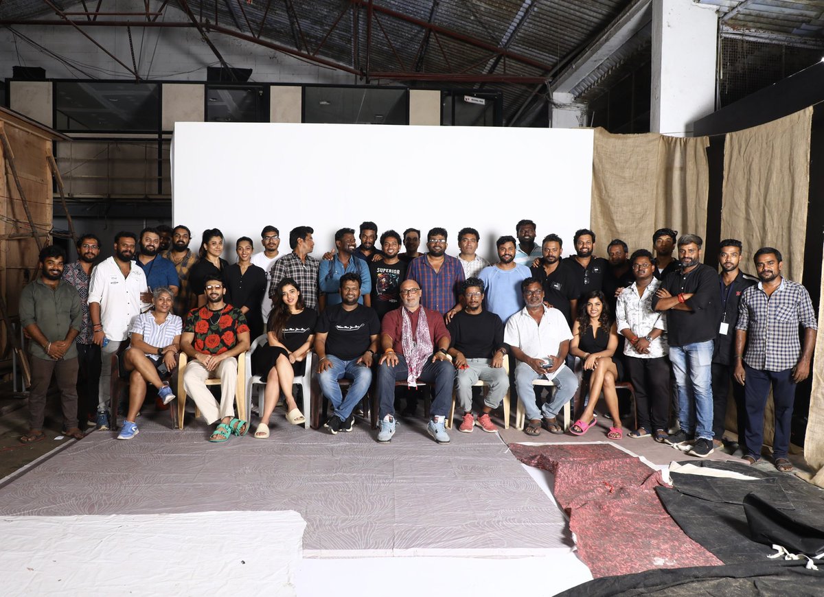 RajeshMSelva's tweet photo. #schedulewrap Thanks a lot to each and everyone for pulling of a tough schedule with ease. Working with a new crew. Met most of them for the first time on set for this project. Now you are MY TEAM. Love you all.❤️👍🏼🙏🏼 #happycrew @AHAStudios @globalonestudios @RooxMedia https://t.co/r1zvZCZitL