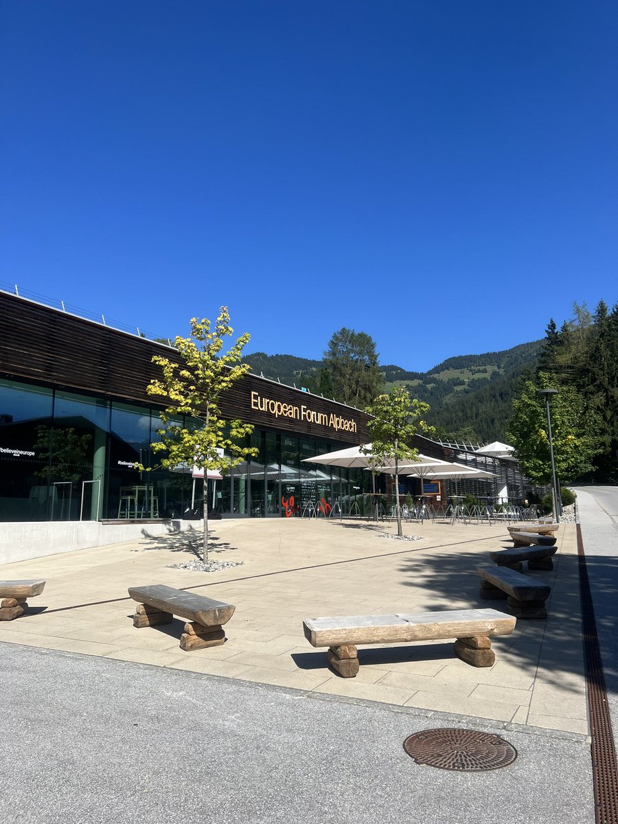 JegirKH's tweet photo. How can we be BOLD in an SHAKY world? Is my central question for this year’s @forumalpbach.
- @ClubAlpbachIraq, @FANofAlpbach
#CAIraq #FANof #EFA23 #BoldEurope https://t.co/BPK9wvB6nW