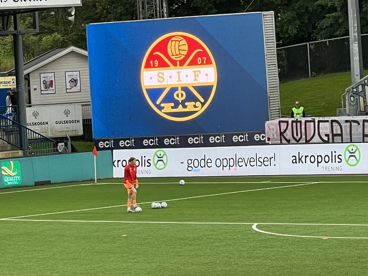 bfloknudsen's tweet image. Marienlyst💙 Kjør da #godset