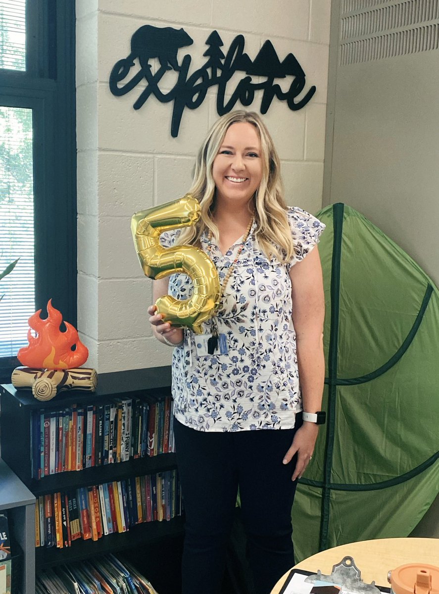 MrsCulbreth5th's tweet photo. Fired up for year 7 in fifth grade! 🔥 https://t.co/XoY9QjhOQJ