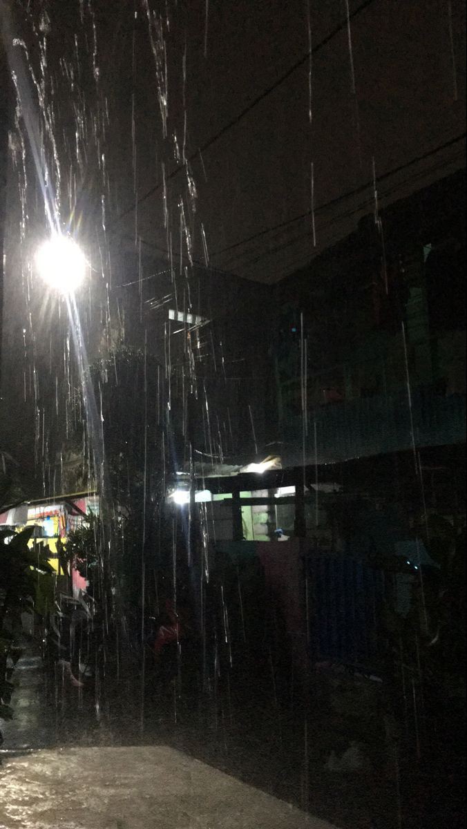 OppoOpp07219709's tweet photo. 🌂 https://t.co/r6FU1sjdx9