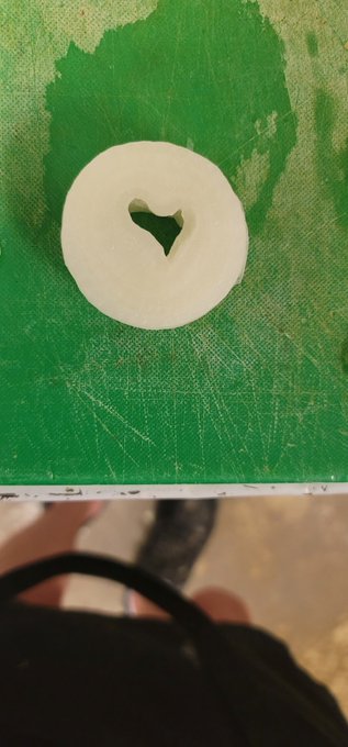 These aren't tears >.< 💖😇 https://t.co/REXHgLr7tF