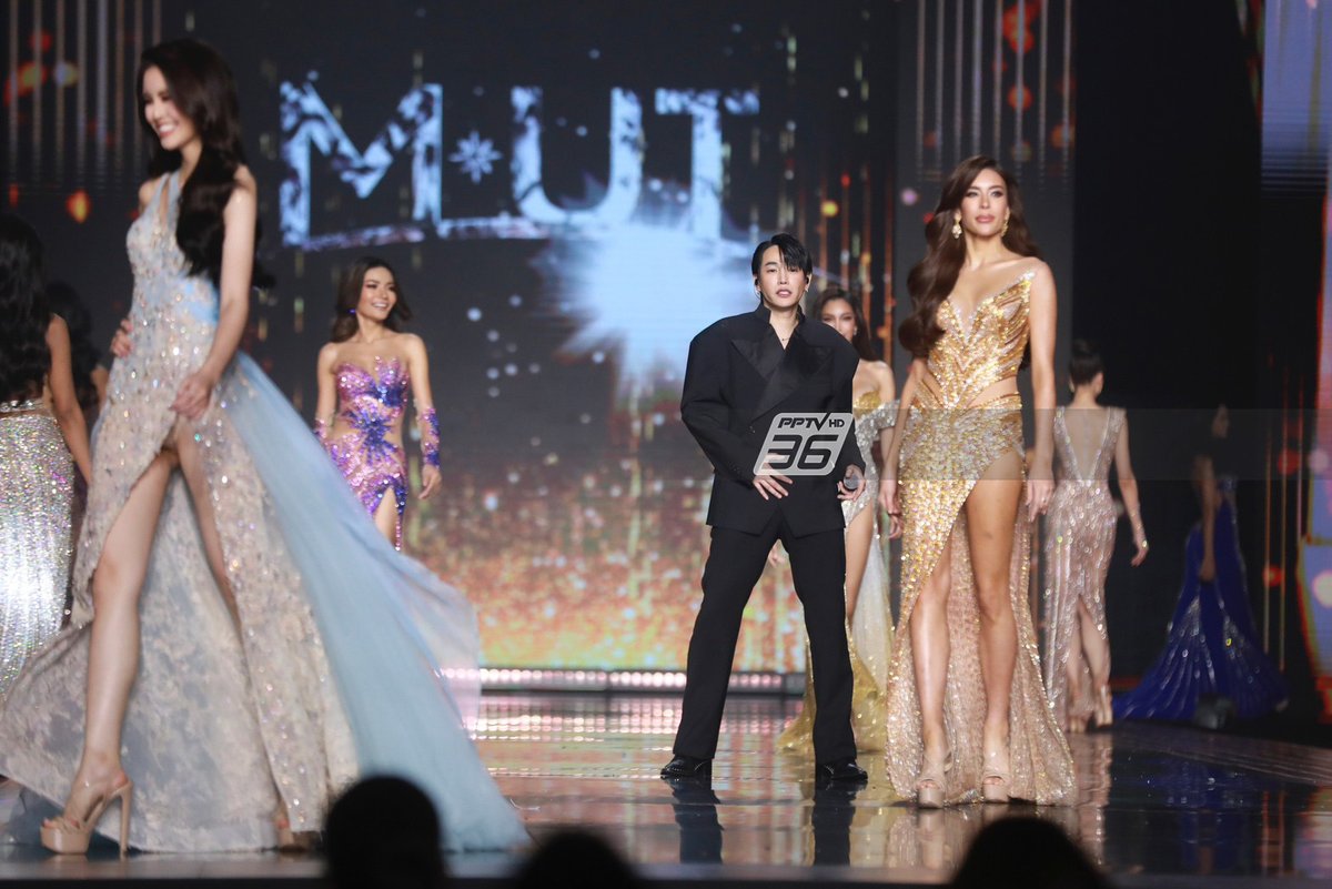 PPTVHD36's tweet photo. โชว์แบบจัดเต็มของ "เป๊ก - ผลิตโชค" หล่อมากมาย หล่อจับจิตจับใจ เนอะนุชเนอะ ☺️

#เป๊กผลิตโชค #Peckpalitchoke #PeckPalitxMUT2023 #PPTVHD36 https://t.co/y8U5U5PNDq