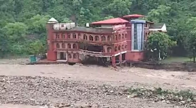 MDNuruzzaman01's tweet photo. As I had predicted, it seems to be beginning.  #Uttarakhand 

Allah is the best judge and his justice is the best https://t.co/Zn5zqqvIwm