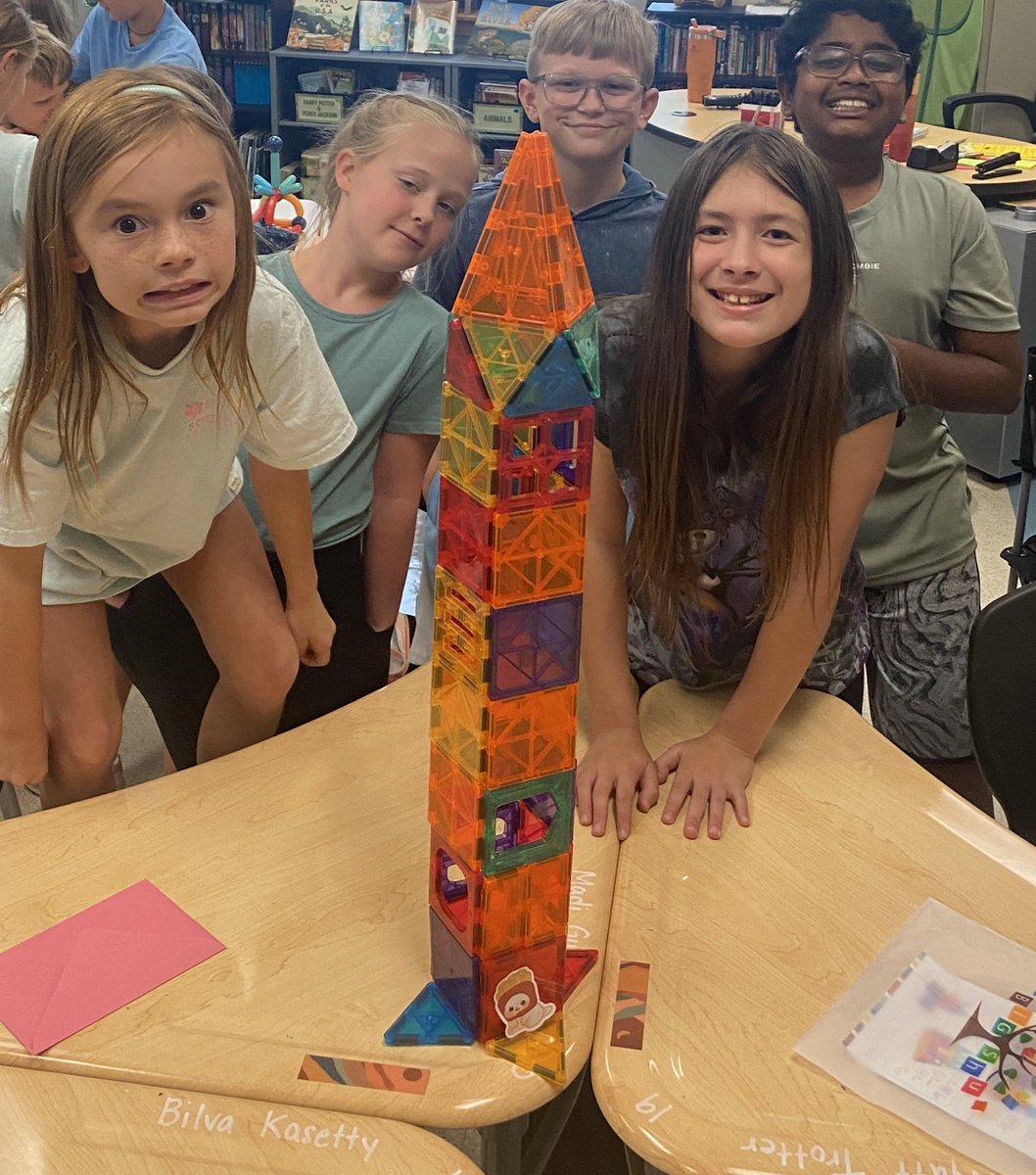 MrsCulbreth5th's tweet photo. We have loved using our Stem materials during morning time - getting creative and working with our new classmates! https://t.co/yZWuDRzDXK