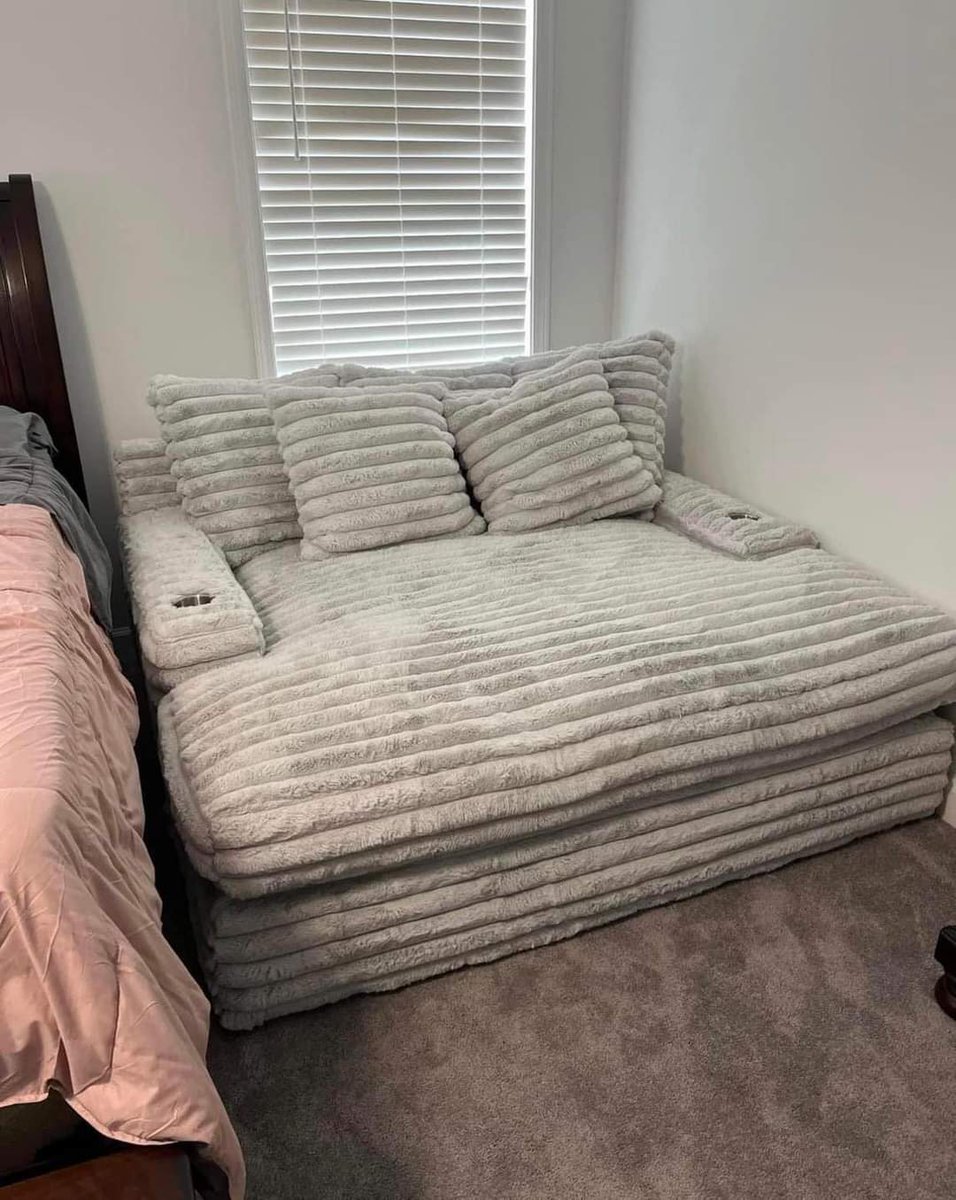En_jupiter_'s tweet photo. necesito esto en mi habitación. https://t.co/xbGTUqnItt