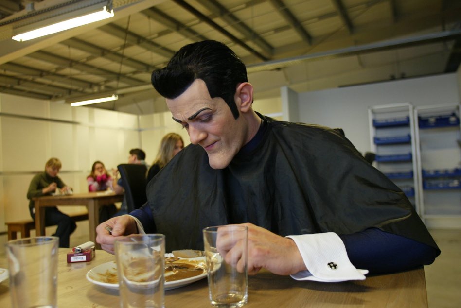 Behind_Pics's tweet photo. LazyTown (2002-2014) https://t.co/4cAkeJ77vy