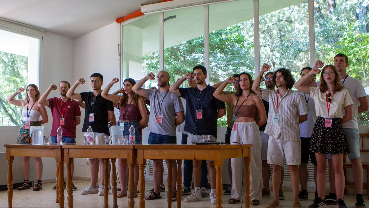 CJC_Media's tweet photo. 🔴 Cerramos este IX Campamento de la Juventud con el discurso de nuestra Secretaria General @EvaGMadariaga y cantando el himno de la Juventud Comunista "la Joven Guardia". 

Gracias a todos los campistas y dirección por hacer de esta edición un éxito. ¡Nos vemos el año que viene! https://t.co/O4pwN2Cjsr
