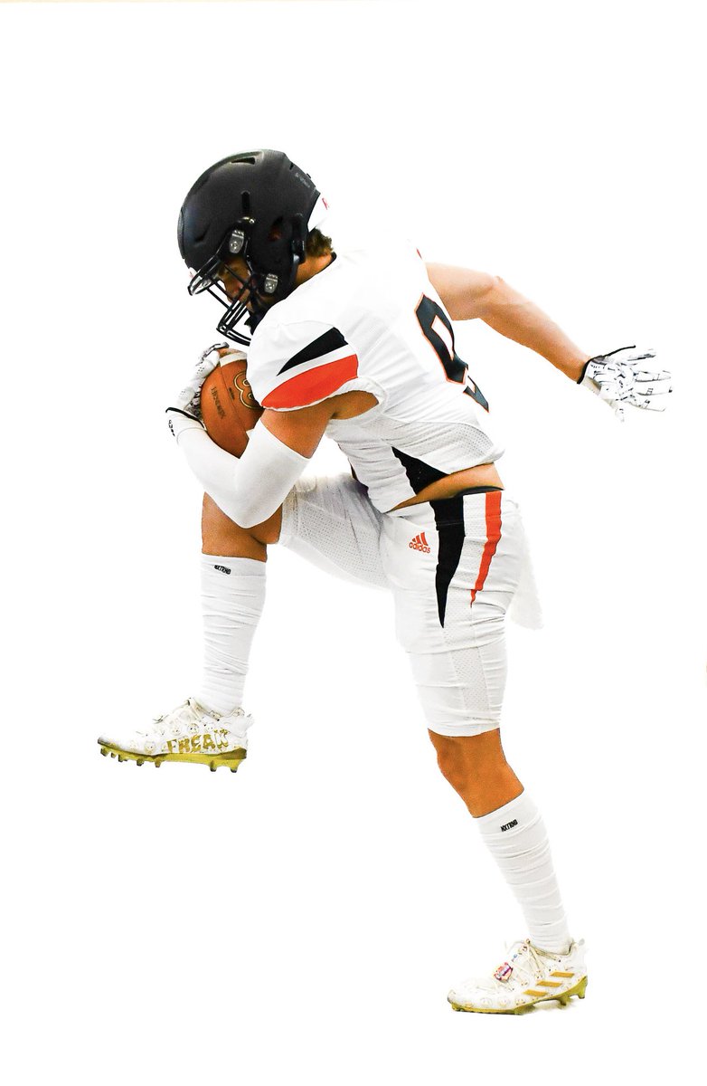 RussHeidiSLC's tweet photo. We are running into this Scrimmage week Full Throttle! Let’s Go❕❕⬛️
@HendrixFootball #DBE https://t.co/hkAe3z9zfK