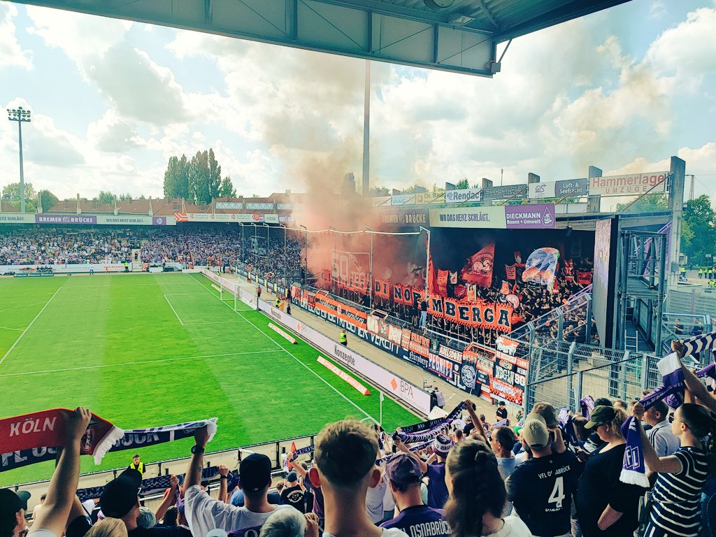 Mark_FCE's tweet photo. Groundhop nr1 van dit seizoen! 👌🏻 VfL Osnabrück - FC Nürnberg 2-3 ⚽🍻 #groundhopping Met dank aan @rolfk1978 voor het fixen van de kaarten 💪🏻 https://t.co/dMULQ63EJc