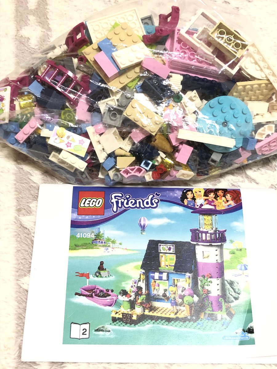 jun_lego2020's tweet photo. ■ #LEGO3101 ツリーハウス
■ #LEGO5891 マイホーム
■ #LEGO41094 ハートレイク ハーバーハウス(フレンズ)

中古で入手。
持ってるけどツリーハウスは大好物。
マイハウスはすでに多分5セット目？(^^)
フレンズは建物とカラーが好き。

早く組み立てたい。

#LEGO
#レゴ 
#こばやしとレゴ
#積みLEGO https://t.co/EGGJ49qt7N