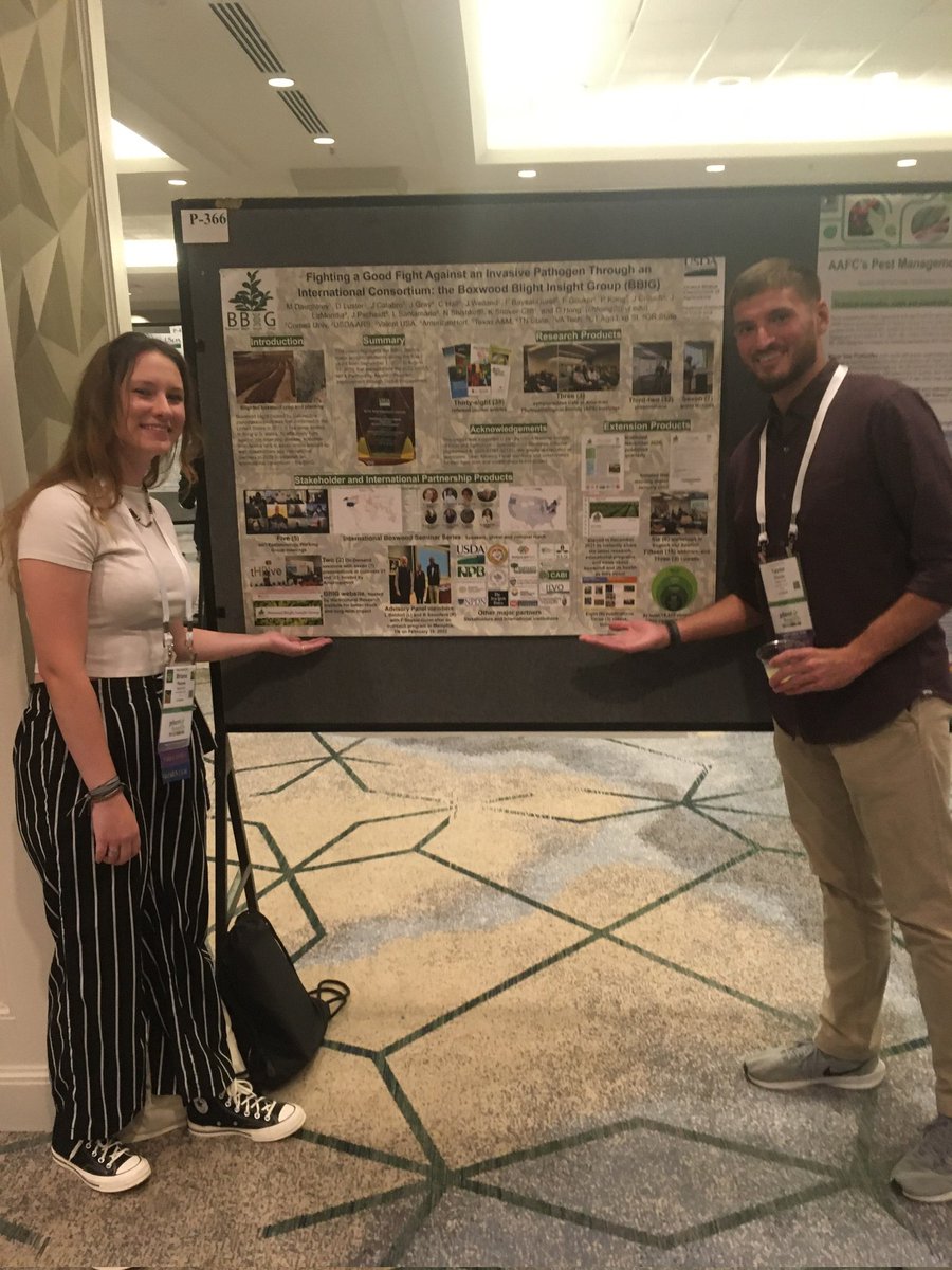 Briana and Taylor presenting BBIG at APS meeting in Denver.