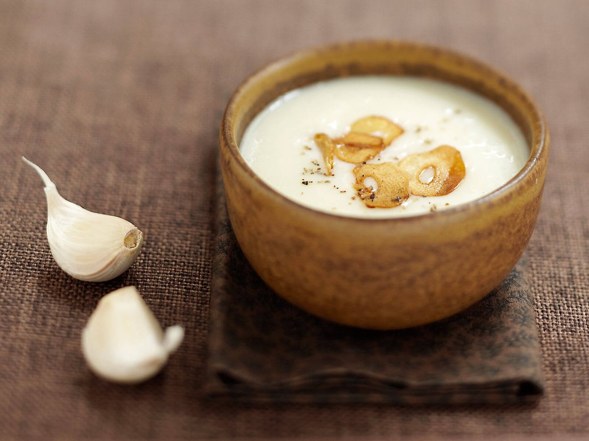 Tourin à l'ail du Gers

#Recette piedsouslatable.blogspot.com/2023/08/tourin…

la soupe traditionnelle du Gers
Temps de préparation 1h
Temps de cuisson 30 min

#gers #occitanie #soupe #gastronomie #cuisine