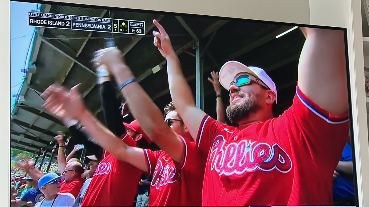 Bryce Harper, Trea Turner, Kyle Schwarber cheering on Media LL is the coolest thing I’ve ever seen. Imagine being these kids. Harper got goosebumps. <a href="/LittleLeague/">Little League</a>