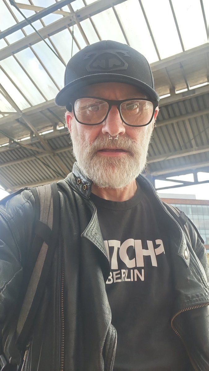 Sad to be leaving but this nasty pig,  gear bitch is now Home ward bound. Thanks to everyone who came and supported the #glitterlounge  <a href="/ChesterPride/">Chester Pride</a> you were Dam amazing as always ... #homewardsbound #Chester #chesterpride  #LGBTQIA #Pride2023 #PrideMonth #proud