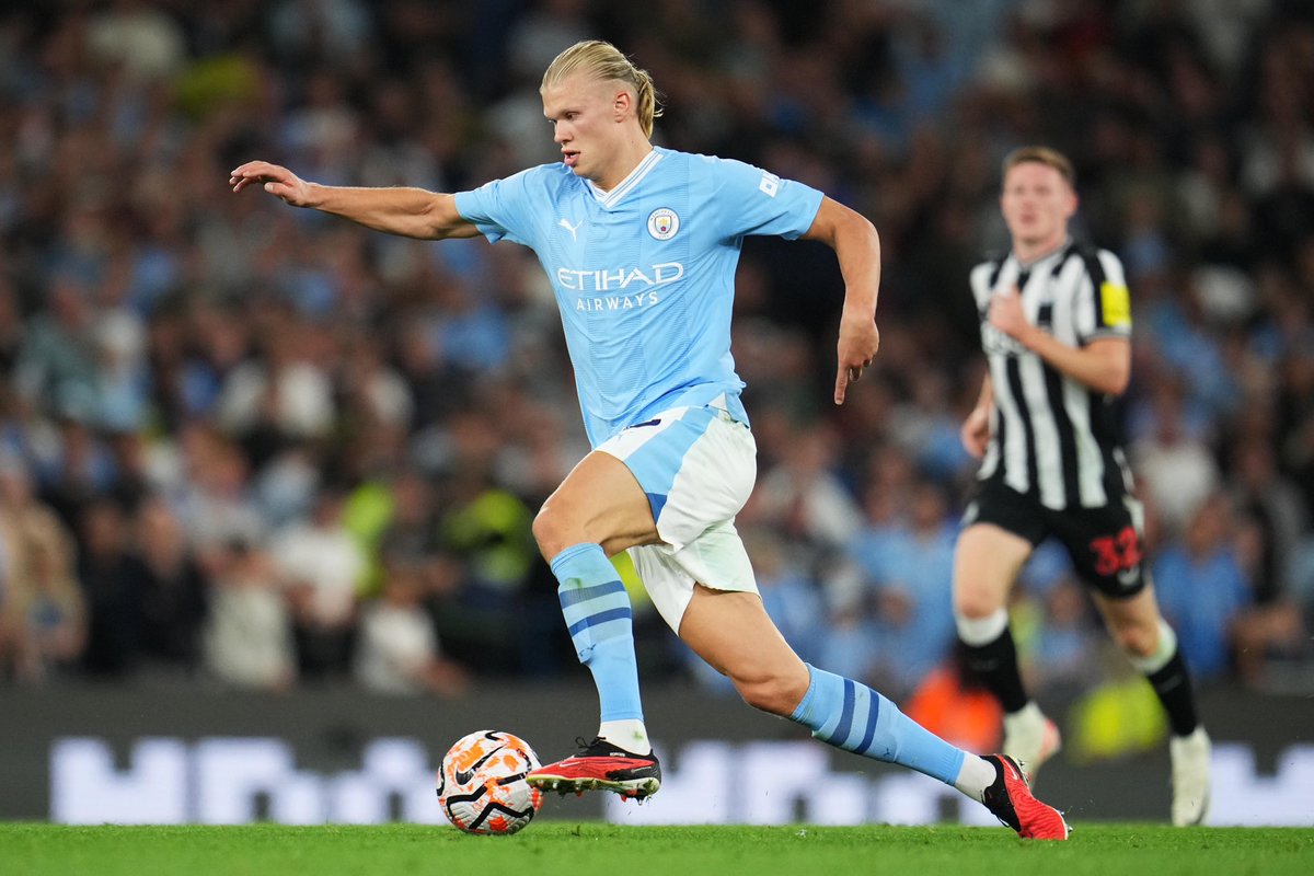 ErlingHaaland's tweet photo. We're 𝔹𝔸ℂ𝕂 at the Etihad! 🏟️ 💙 https://t.co/xhEaSGUCcn