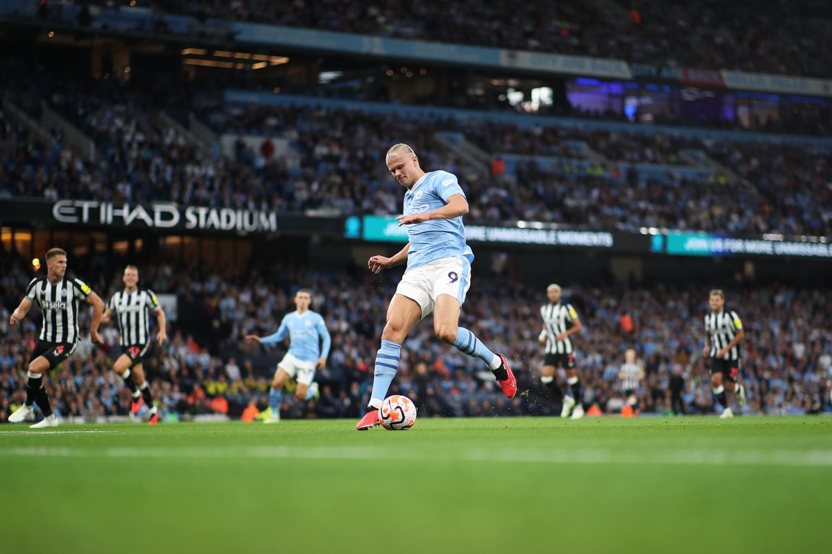 ErlingHaaland's tweet photo. We're 𝔹𝔸ℂ𝕂 at the Etihad! 🏟️ 💙 https://t.co/xhEaSGUCcn