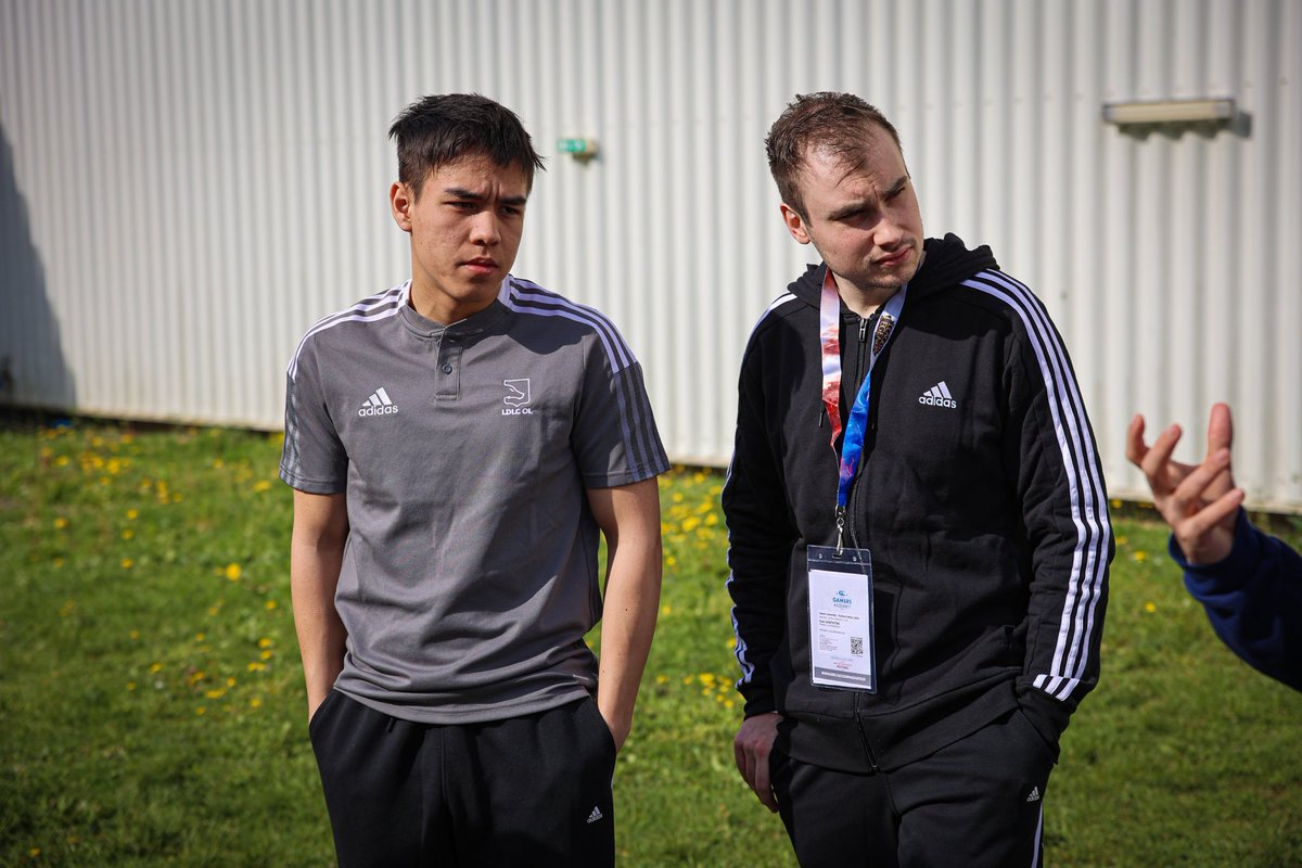 squalito_lol's tweet photo. Petit clap de fin pour le projet TPAA sur malheureusement un échec en playoff avec une 3e place dans le groupe synonyme de non qualification. Forcément déçu pour tout le monde malgré une bonne préparation 😅

Un projet qui m’a tenu beaucoup à cœur tant sur le fait de travailler avec 
@Greedyzcoaching & @Tenshenya que sur la formation des 6 joueurs sur le long de l’année. Très content qu’on ai fait découvrir les profils de ihyo et crimson qui ont chacun des qualités très intéressantes pour des projets au dessus ainsi que sur la progression de Ruben Wrongo Norman et Booshi avec 2 étapes gagnées et un top 2 au classement général. Gg a kinder ratio et Project i pour leur résultats défiant tout pronostic comme l’année dernière avec elyandra et warthox en 2021 😁