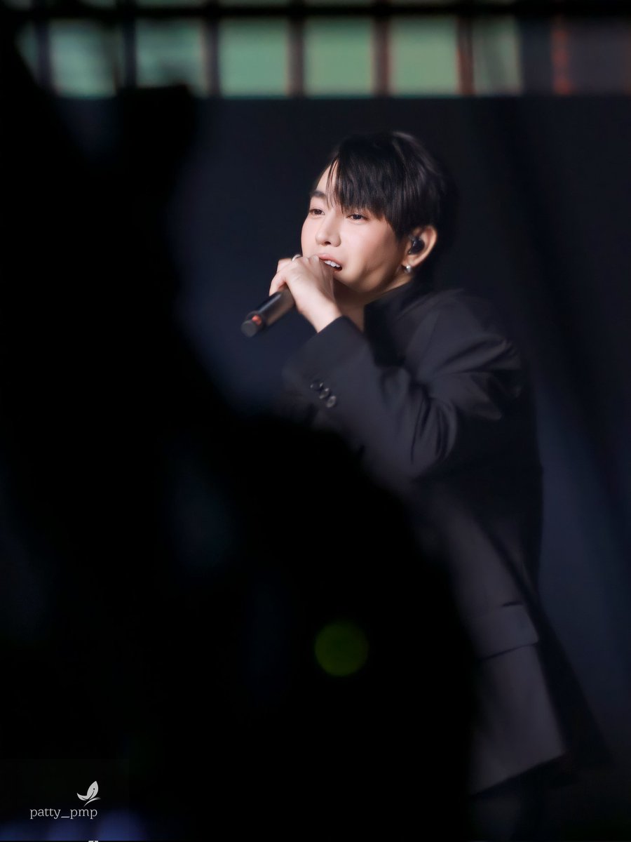 PattyMeow27's tweet photo. ยังคงอยากบอกคำเดิมว่า 
"i'm so proud of you" 
@peckpalit 
MUT2023 FINAL COMPETITION #PeckPalitXMUT2023
#เป๊กผลิตโชค #PeckPaLitChoke
#palitgallery #patty_pmp https://t.co/dH4wxMLlaM