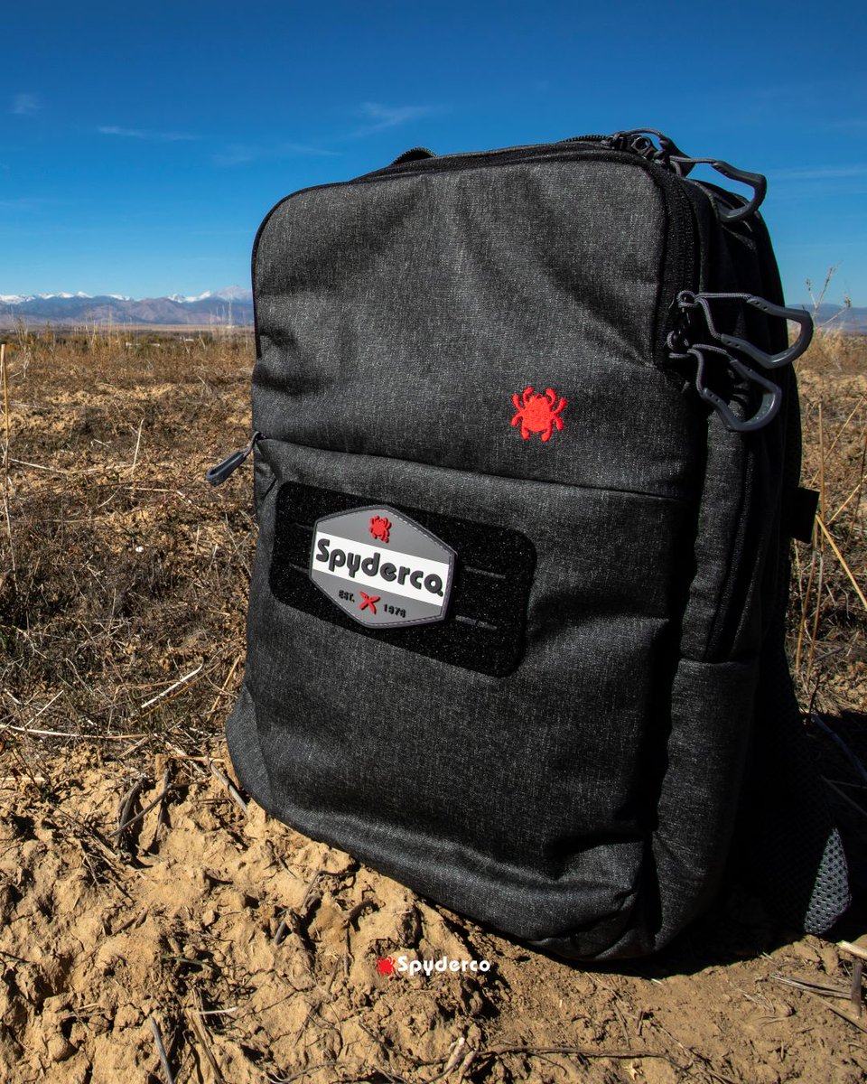 SpydercoKnives's tweet photo. The Spyderco® by Vanquest™ Addax-18 lets you show your Spyderco pride in discreet style. A proud member of Vanquest’s low-profile Urban Series, this 18-liter backpack easily accommodates laptops and tablets up to 15 inches in size. #Spyderco #Vanquest #SpydercoByVanquest https://t.co/gySSiGLPC7
