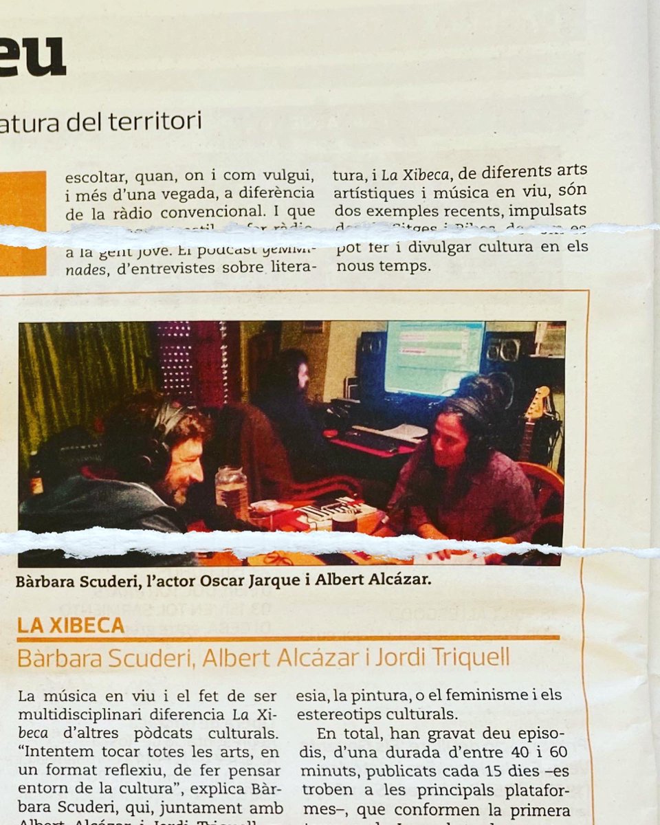 lidiagazquez's tweet photo. Aquesta setmana la periodista @AroaTort escriu sobre #podcasts del territori i parla amb nosaltres, les geMMinades, i la nostra companya  @barbarabedny! Correu al vostre quiosc per llegir sencer el reportatge a @lecodesitges #gemminades 
#videopodcast #literaturacatalana https://t.co/Ry6A1YUhNB