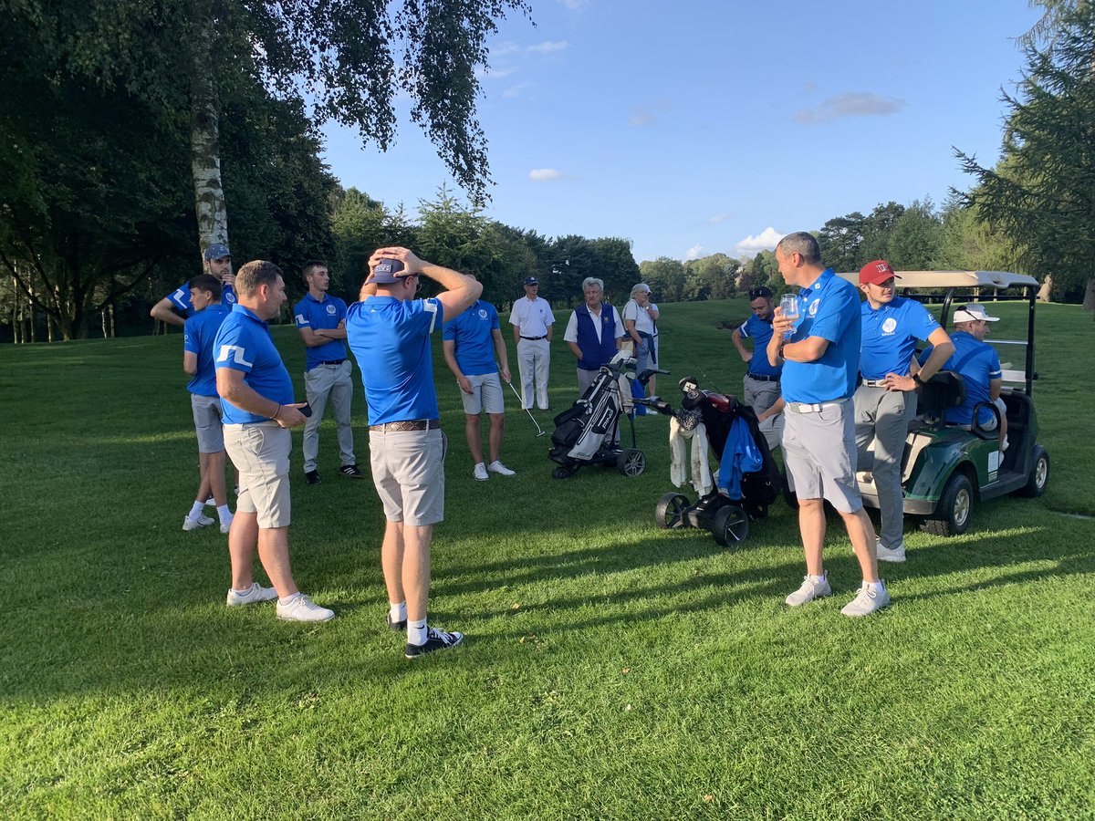 jgiclark's tweet photo. Fantastic afternoon singles fightback from @erugc who defeated @UnionClubs Teesside 25-11 to stay top of the YIDU table. Well done all. Report on https://t.co/yrf7eEZLjL later. https://t.co/PSkm8kxYiy