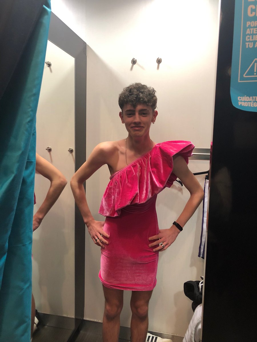 antianunez (@paraaxoo) on Twitter photo 