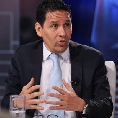 davidsaied's tweet photo. Hoy a 7pm estaré haciendo un live en TikTok con el gran colega economista 
@profericmolino, buscar @davidsaied en esa red o la cuenta del colega. Hablaremos de las opciones del colega @JAVIERMILEI023 de ser Presidente de Argentina, de que es la escuela austriaca y la dolarización https://t.co/UAPCdACghm