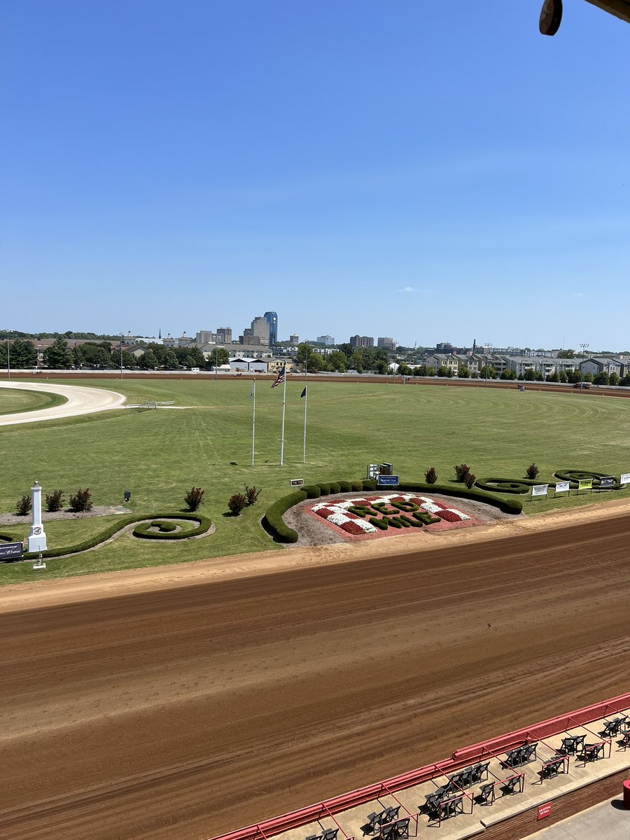 A lightning fast strip today in Lexington, Just For Trix takes the Open Trot to start the day in 1:49.4, just 2/5’s off the world record and the co-5th fastest mile in the track’s history!