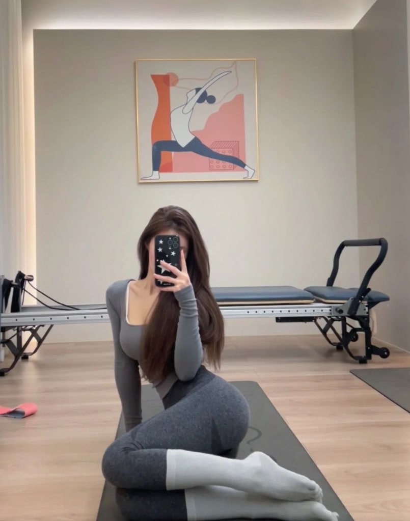 Only a polished figure can be tailored for various fashions.