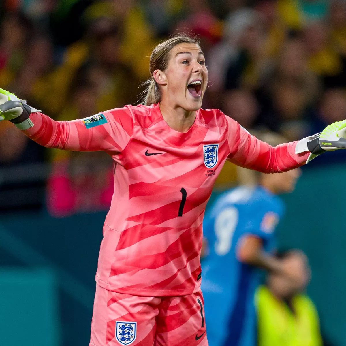 kimberley_hare's tweet photo. Unbelievably inspirational woman. Come on @Nike we need Earps kit now! #Earps https://t.co/fyrEisN1N8