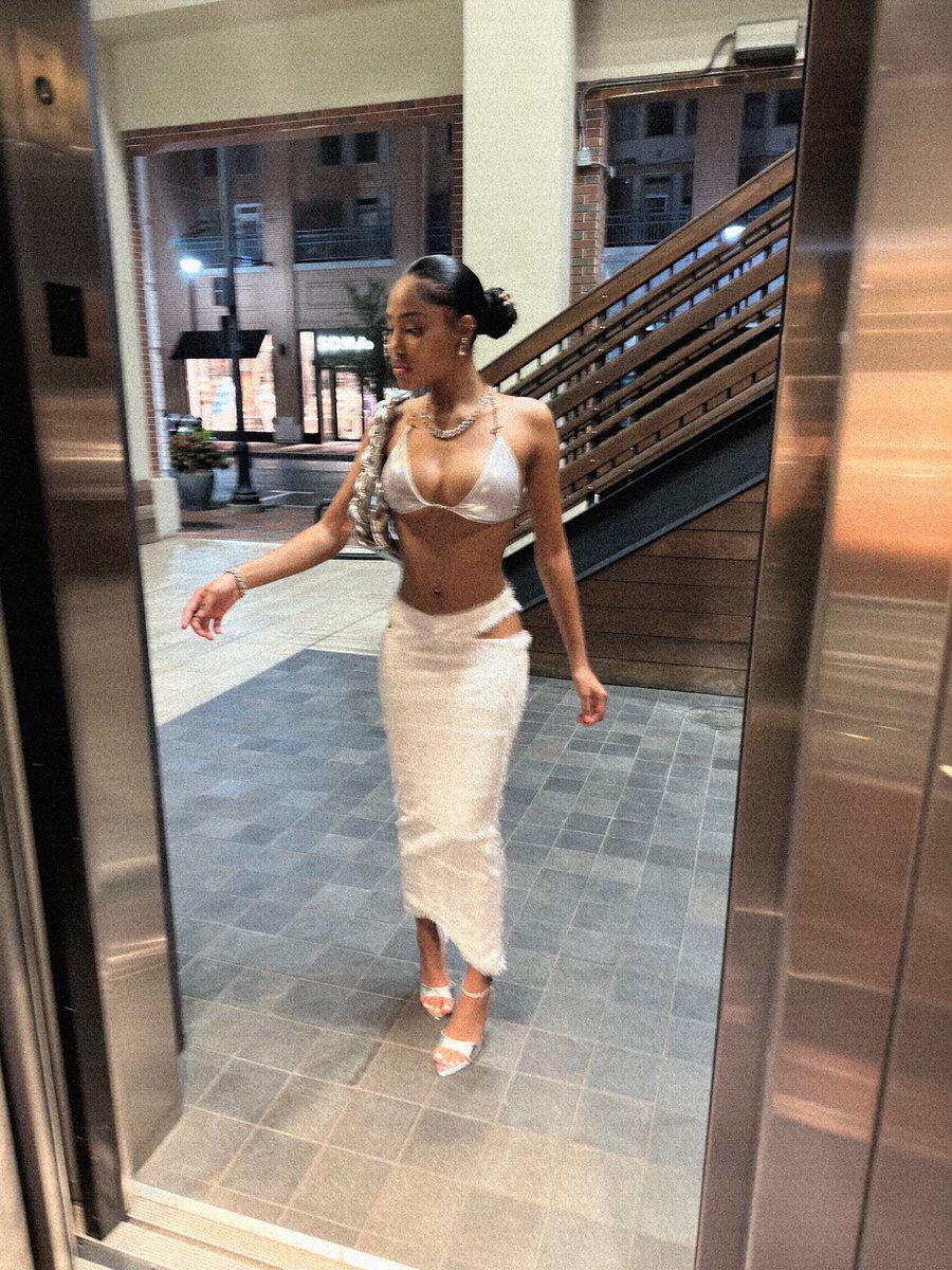 _supapeach's tweet photo. MOOOD https://t.co/yLzrt6Bqvs