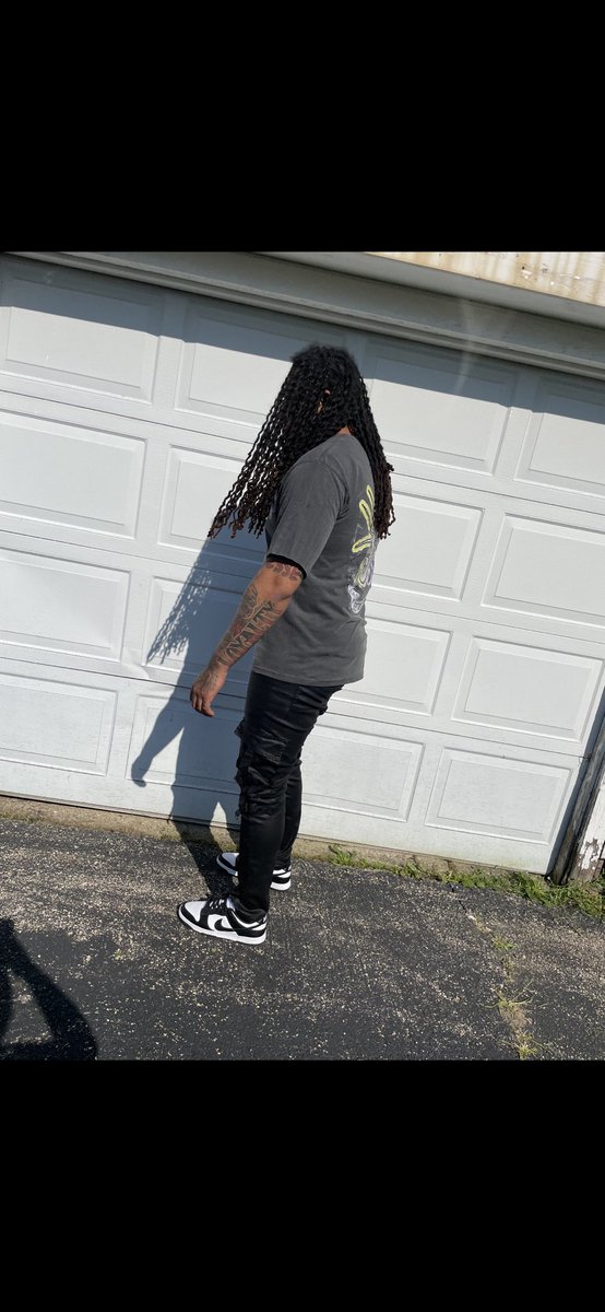 HITHOUSEJMONEY0's tweet photo. โI donโt want no friends I donโt pretend 2 I been grinding hard like the rent dueโ๐๐ซก๐ค
#HITHOUSEENT https://t.co/O63f26XOMi