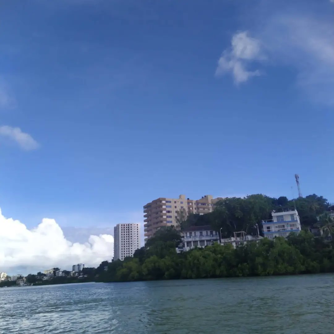 taka_kazi's tweet photo. #Mombasa's magnetic charm is intricately woven into its #BLUEEconomy #Leila & team #Youth your engagement in the #Taka47Campaign is commendable #SustainableBlueEconomy #CircularEconomy #SDGs #CleanConserveRecycle #WasteManagement #SaveThePlanet #Protecthumanity https://t.co/SHaO1YTET6