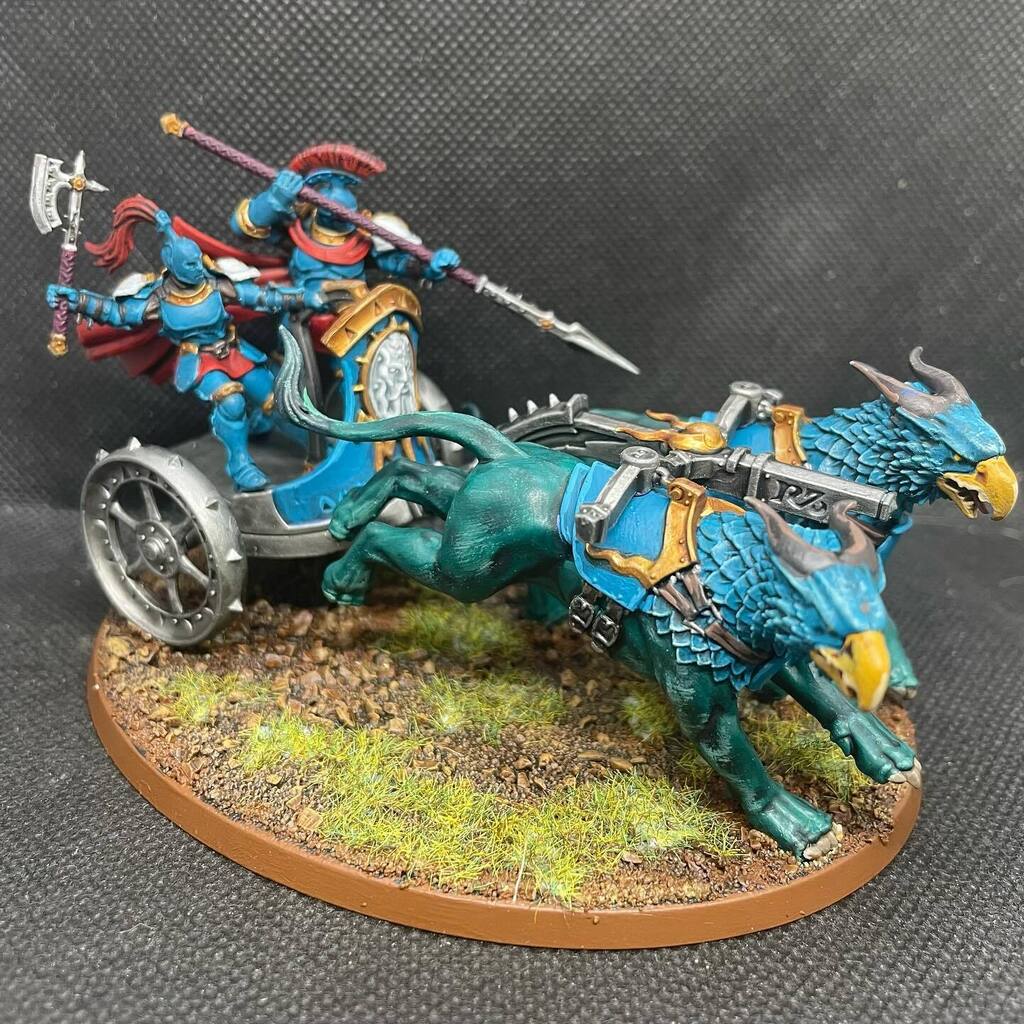 BigGeordieGeek's tweet photo. And finally a Stormstrike Chariot to add to my Celestial Vindicators!
#Warmongers #PaintSlam23 #WarhammerCommunity #WarHamFam #WarhammerAgeOfSigmar #AoS #WarhammerAos #AgeOfSigmar #GrandAllianceOrder #StormcastEternals #CelestialVindicators #Stormstrike… https://t.co/7GtieSZnMY https://t.co/dN21n1SX7M