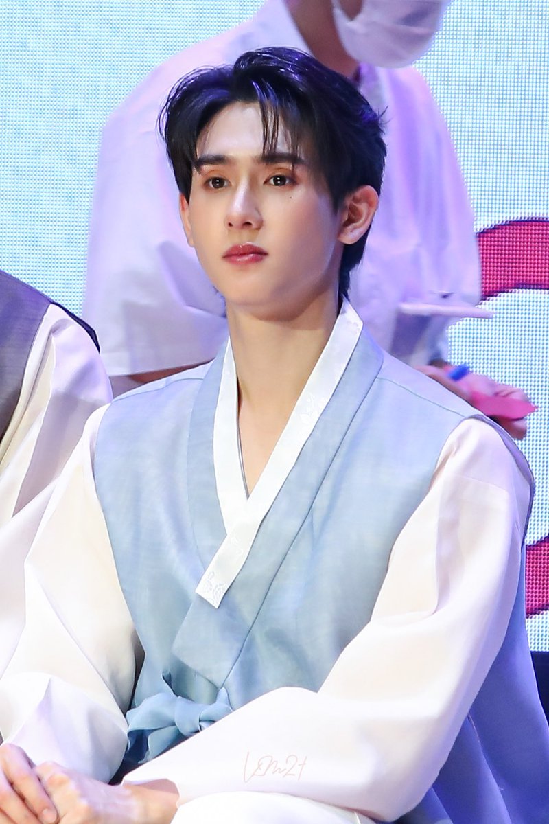YJ12890's tweet photo. 230820 GMMTV FANDAY6 IN Seoul
🩵

#kasibook @kasibook 
#forcebook 
#FBfanday6inSEOUL 
#GMMTVFANDAY6 https://t.co/EXG0SQinBp