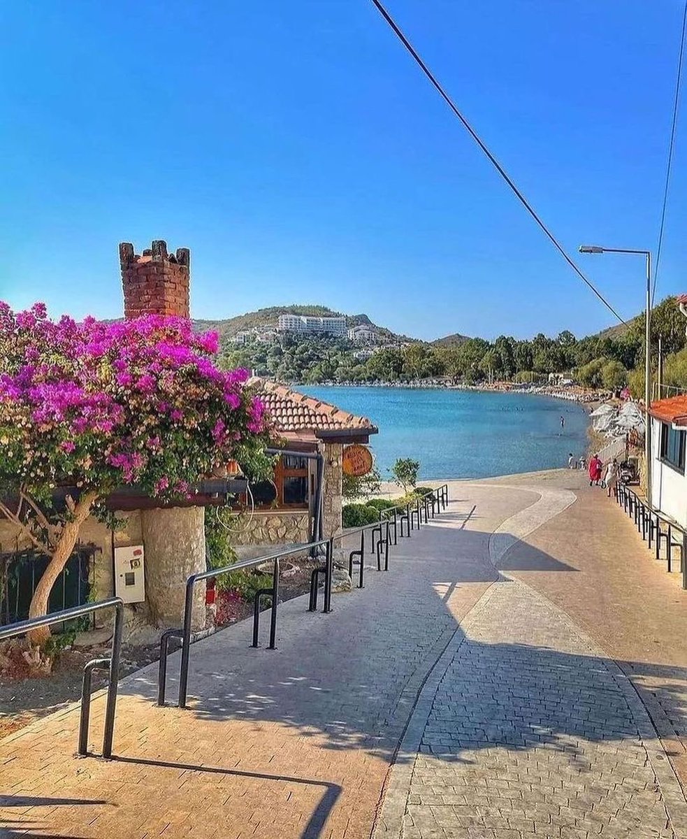 yapilacakIar's tweet photo. Muğla, Datça’ya git. https://t.co/BMTcqENjbs