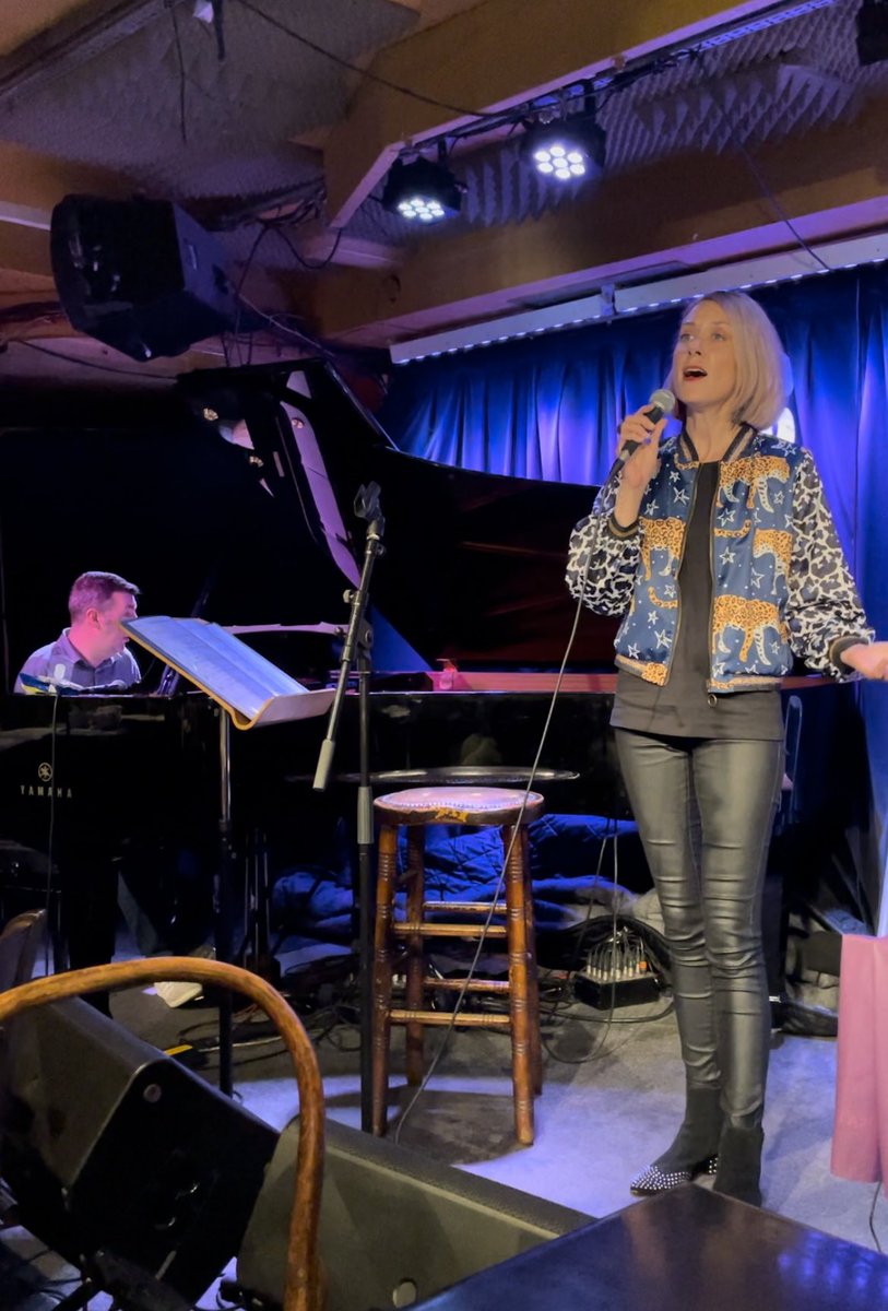AlexReffell's tweet photo. A few pics of me performing @606club yesterday as part of a splendid #Estill vocal day with @CMartinjazz & Stefan Holmström. It was a treat to be accompanied by fabulous jazz pianist, @robbarronpiano!🎹
.
#vocalperformance #vocaltechnique #vocalcoach #jazzpiano #stageperformance https://t.co/sUfX6h24l1