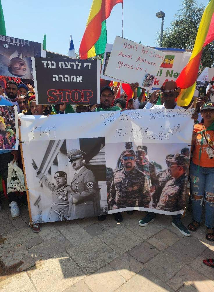 RasAsteraw's tweet photo. Killing #Amhara is a 24/7 business of ethnonationalists and governments alike for over 30 years. It has happened in #Bedeno #Gurafarda, #Metekel and in #Wellega Fascist Abiy escalated it by sending the national army
to the #Amhara region.
#Amaharagenocide
@amnesty @UNHumanRights https://t.co/As6WFukJoO