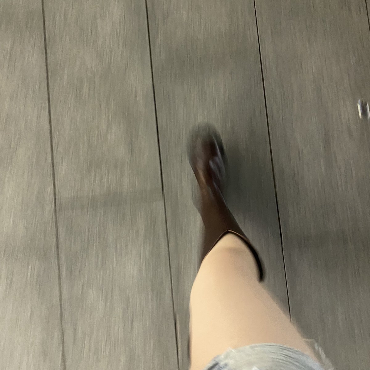 不跟腿细的人玩。我170/130 https://t.co/cII95oOBOb