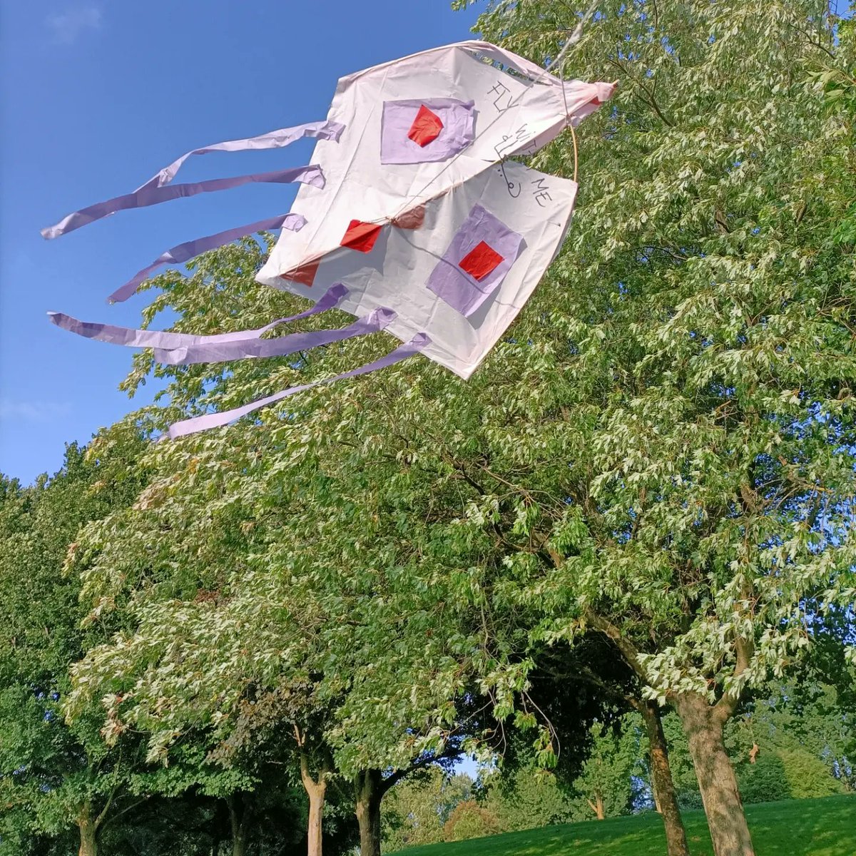 The #kites worked! #flywithme #rememberafghanistan