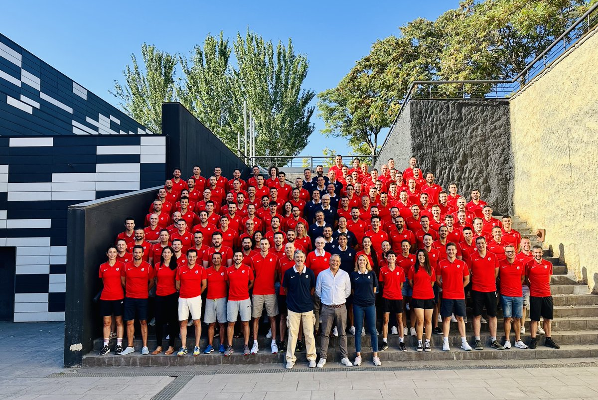 Los árbitros de <a href="/CompeticionFEB/">CompeticionesFEB</a> inician su trabajo de cara a la temporada 2023/24 🏃

La ciudad de Zaragoza ha reunido estos días a los integrantes de los Grupos 1 y 2 en unas jornadas de trabajo con las que asentar las bases del nuevo curso 🔜

#SomosEquipo