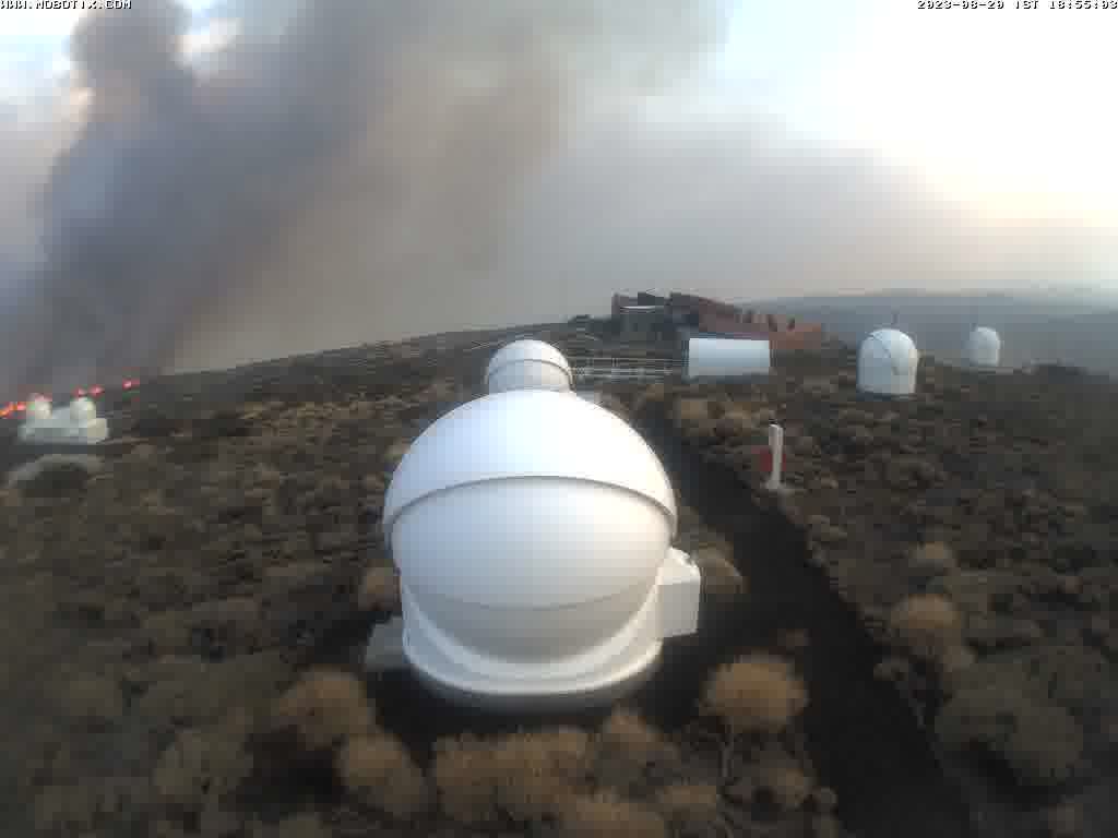 colinsnodgrass's tweet image. Concerned about the observatories on Tenerife :(