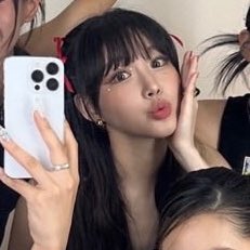 chungfolder's tweet photo. prettiest angel ever https://t.co/N4HF0nWD7I