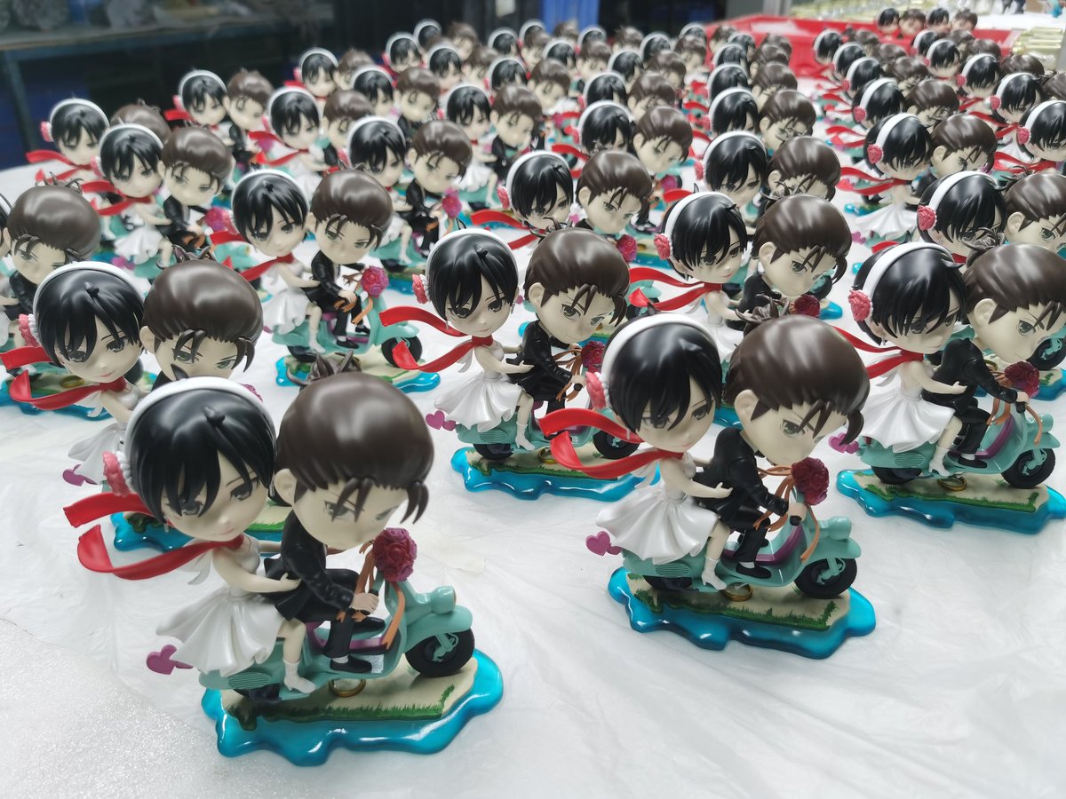 Typical_Scene's tweet image. Long time no update makes our fans worried. we will let you feel at ease from now on. motorbike eren and mikasa couple now ready for ship
