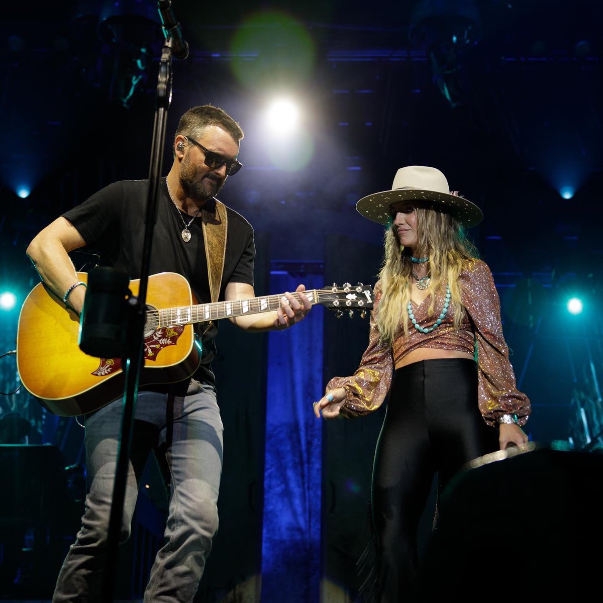 laineywilson's tweet photo. Had the time of my life with ya this weekend @ericchurch! Thank ya for bringin me out. Orange Beach, y’all were awesome. 🙏🏻❤️ https://t.co/tZ2FgIuqcG