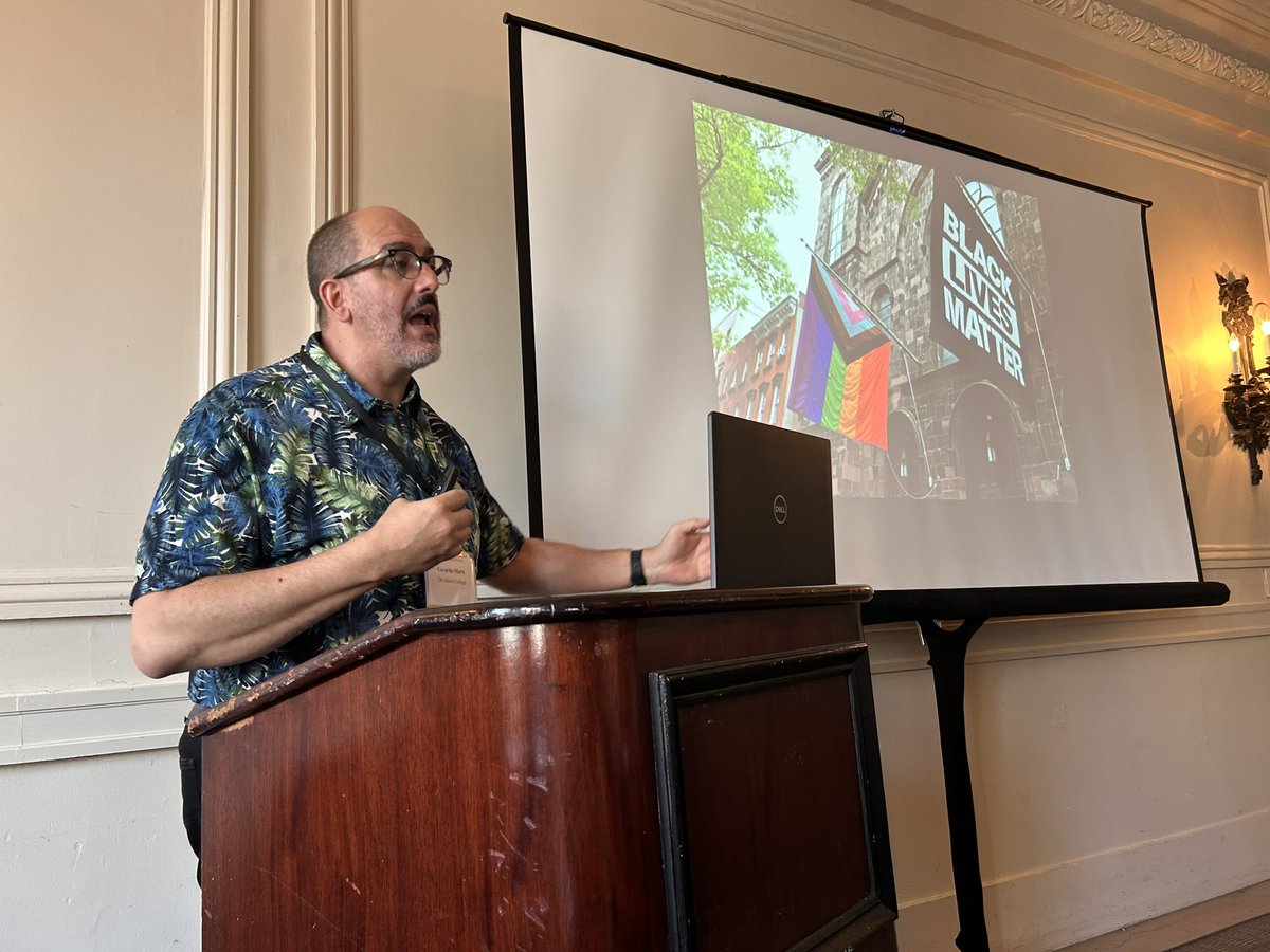 #ASR2023 President <a href="/praxishabitus/">Gerardo Martí • Threads Insta ⁦• bsky gerardomarti</a> discussing the battle of the flags at the race and religion symposium. #intersectionality #racereli