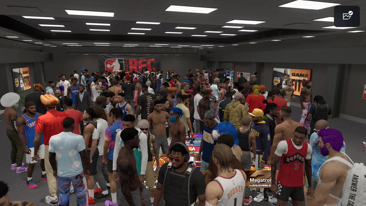 ipodkingcarter's tweet photo. Getting tired of the sausage fest, in #NBA2K24 I wanna see created MyPLAYERS of men and women play in the some modes together… https://t.co/zeCTrAhRCl