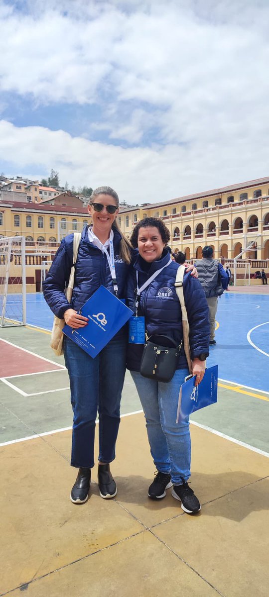 Continúa el desarrollo de la #MOE de la <a href="/AMEAmagistradas/">AMEA - Asociación de Magistradas Electorales</a> en las #EleccionesAnticipadas2023Ec de #Ecuador, visitando diversos centros de votación en el país.